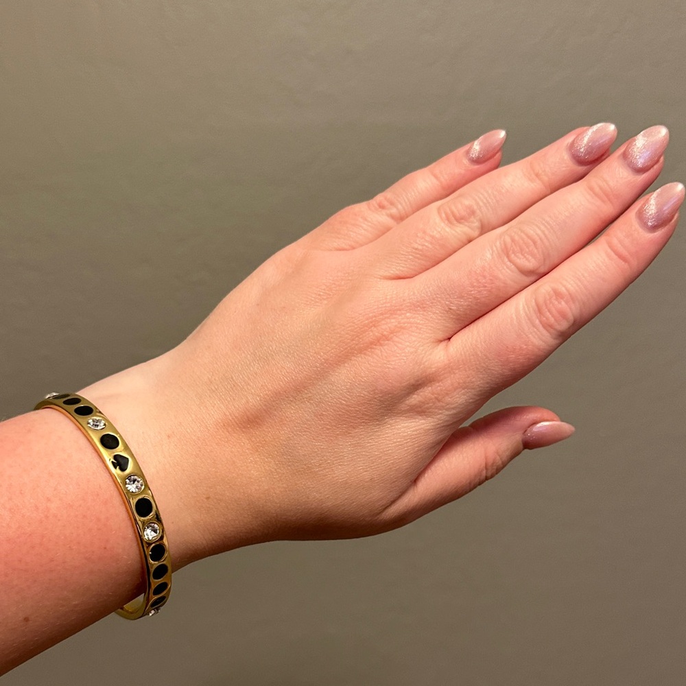 EUC - Kate Spade New York Black Spot The Spade Bangle - Picture 4 of 11
